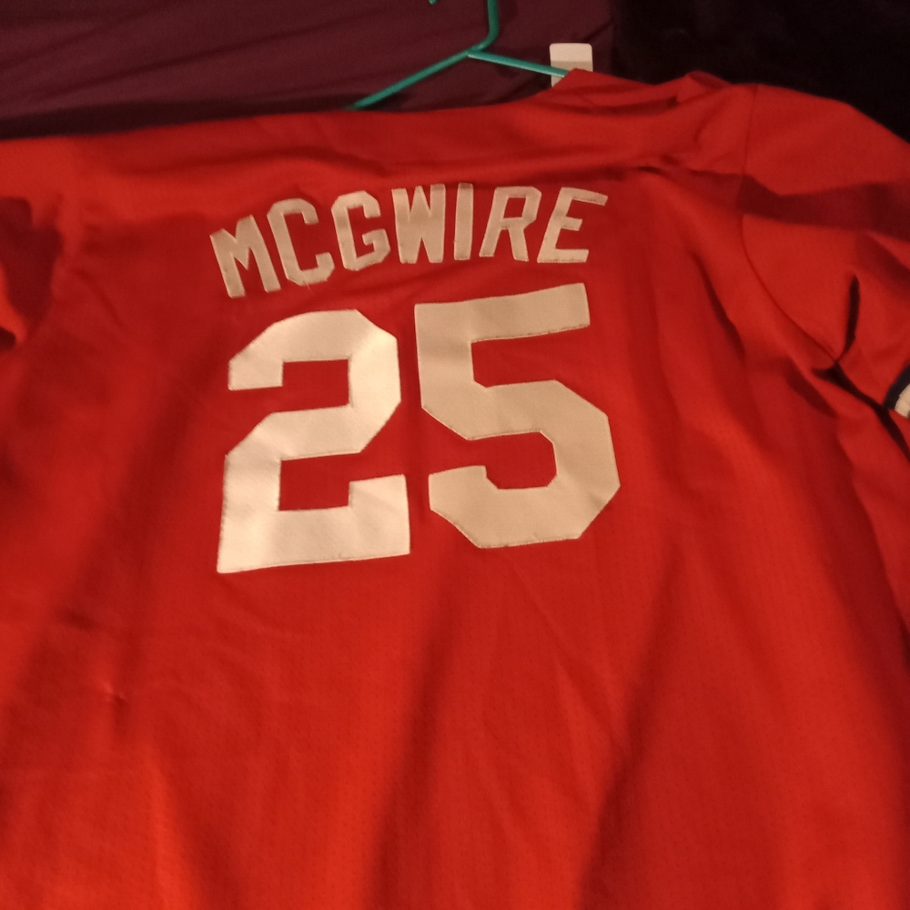 Mark Maguire number 25 x large